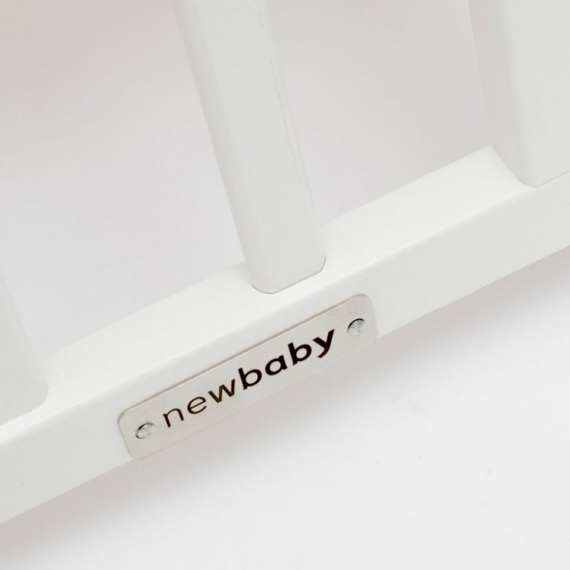 Detský eshop: Detská postieľka New Baby BASIC so sťahovacou bočnicou biela