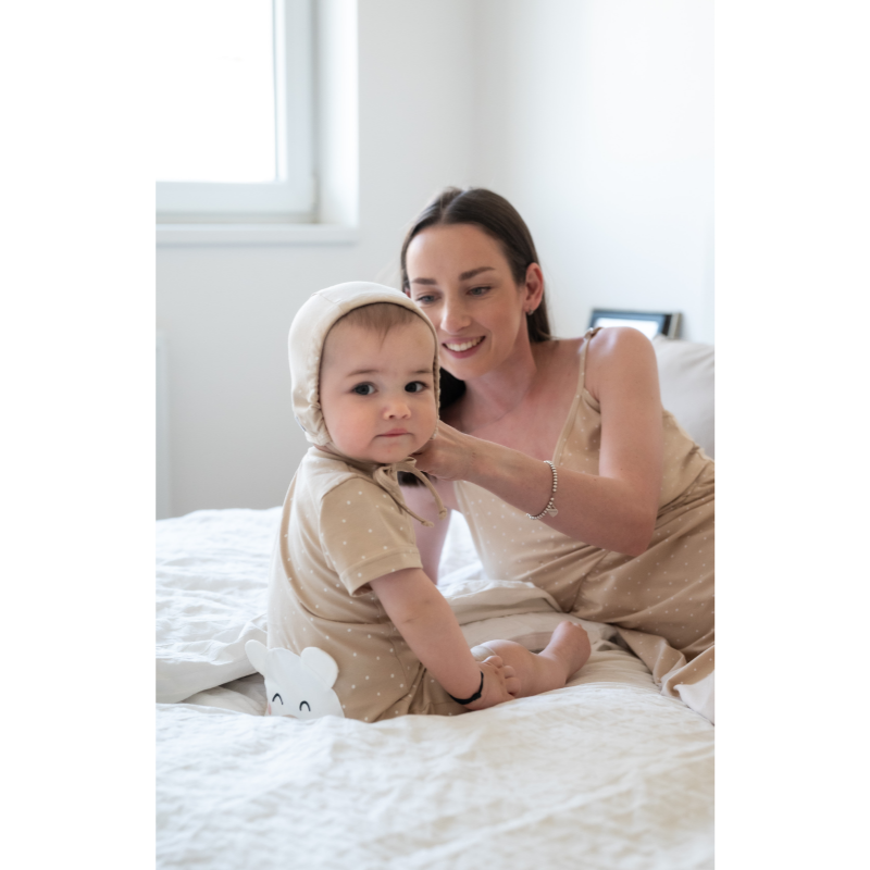 Detské rastúce bodky béžové, od Moniel - Veľkosť: 0-2m / MON