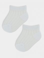 Detský eshop: Dojčenské žakárové ponožky so vzorom, biele