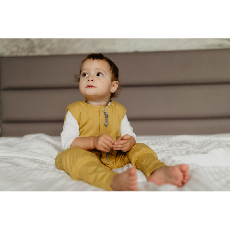 Celoročný spací vak s nohami MELANGE GREY/MINT, veľkosť XS (6-12m), sivá/mätová, od značky Sleepee