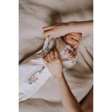 Zavinovačka Second STEP SWADDLE s čiapkou zadarmo, BOHEMIAN BOTANIC, od značky Sleepee