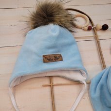 Zimná dvojvrstvová čiapočka na zaväzovanie s brmbolcom z kožušinky + šatka Z&Z, modrá