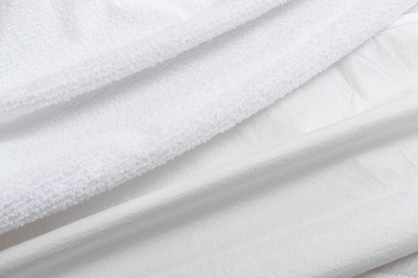 Nepremokavý chránič matraca do postieľky 120x60 cm – BASIC od značky Bocioland