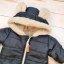 Zimná prešívaná detská kombinéza s kožúškom a kapucňou + rukavičky + topánočky, z&z - čierna