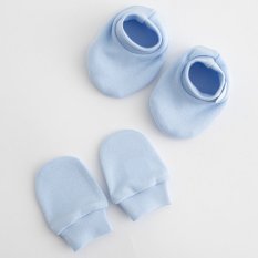 Detský eshop: Dojčenský bavlnený set-capačky a rukavičky New Baby modrá 0-6m