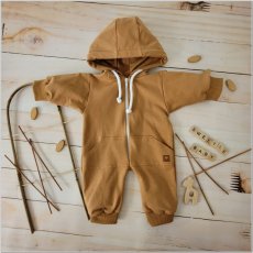 Detský bavlnený overal s kapucňou; škoricová veľkosti 68–74 od značky Z&Z