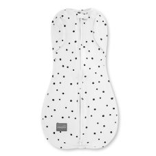 Zavinovačka Second STEP SWADDLE s čiapkou zadarmo, DOTS BLACK, od značky Sleepee