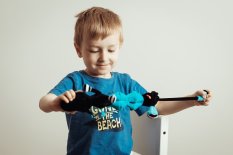 Detský eshop: Vibrujúci maznáčik jednorožec - modrý, značka Hencz Toys