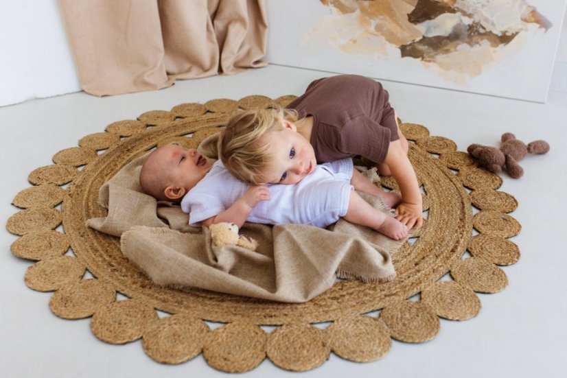 Letný mušelínový overal s krátkym rukávom – čokoládový (62–86) od značky Makoma - Veľkosť: 80 (9-12m)